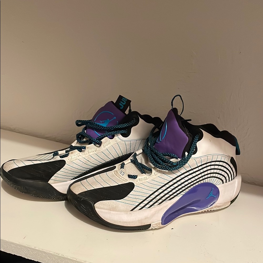 Nike Black Sneakers with Blue Accents